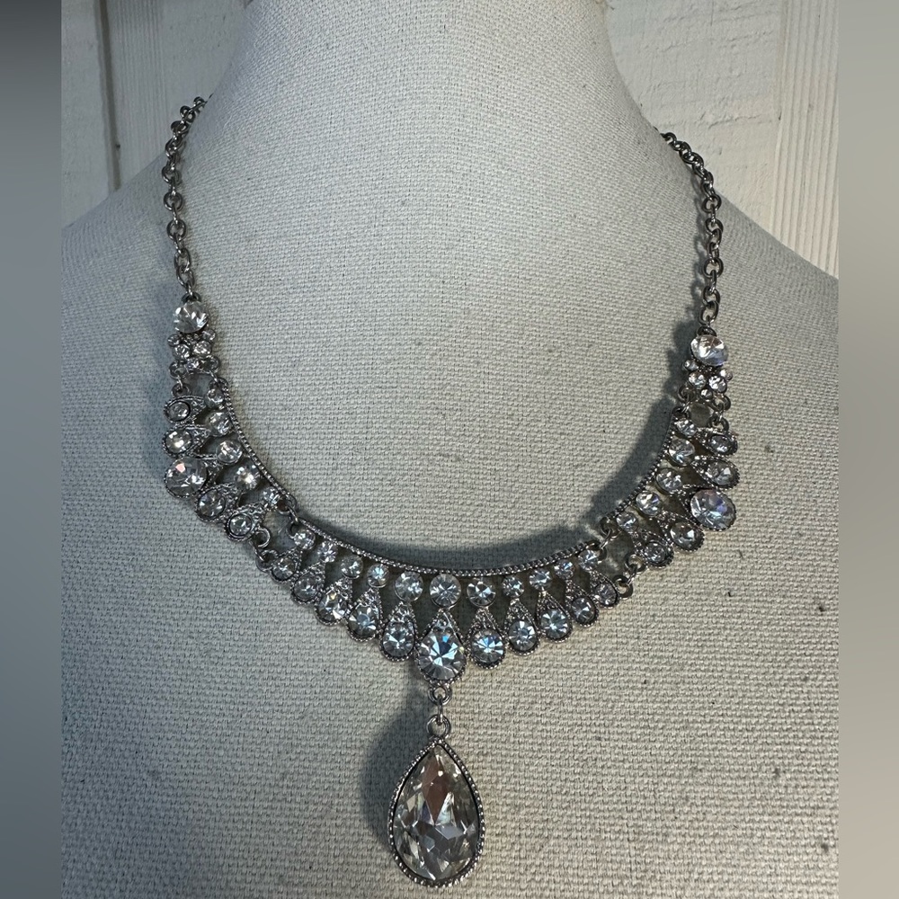 Ultra sparkly rainbow reflective rhinestone necklace